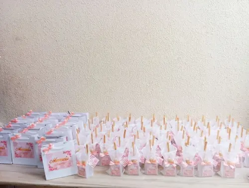 Lembrancinha de Aniversário Aromatizador e Sacolinha