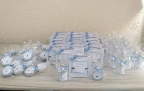 Lembrancinha de Batizado Água Benta e Vela Perfumada
