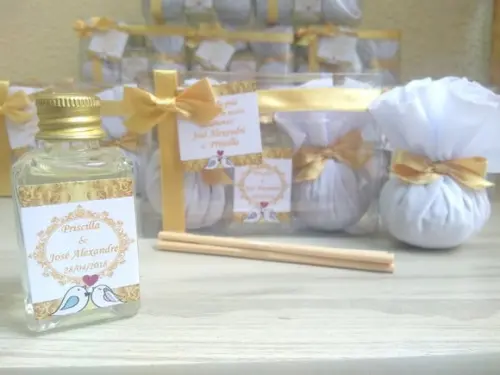 Lembrancinha de Casamento Aromatizador e Sachês