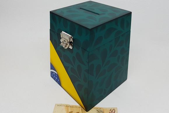 CAIXA COFRE BRASIL
