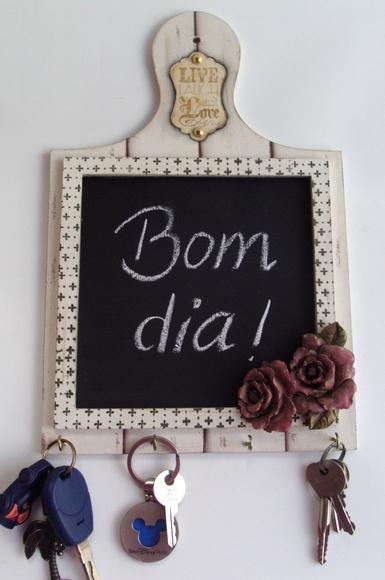 PORTA CHAVES COM LOUSA
