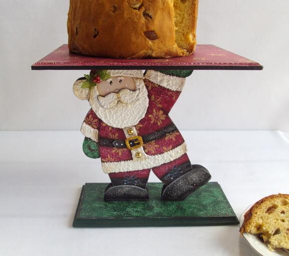 Porta Panetone em mdf Papai Noel em Pé