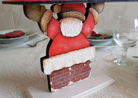 Porta Panetone em mdf Papai Noel na Chaminé