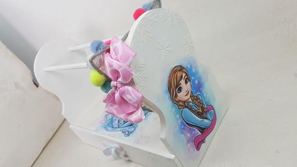 Porta Tiaras em mdf Frozen