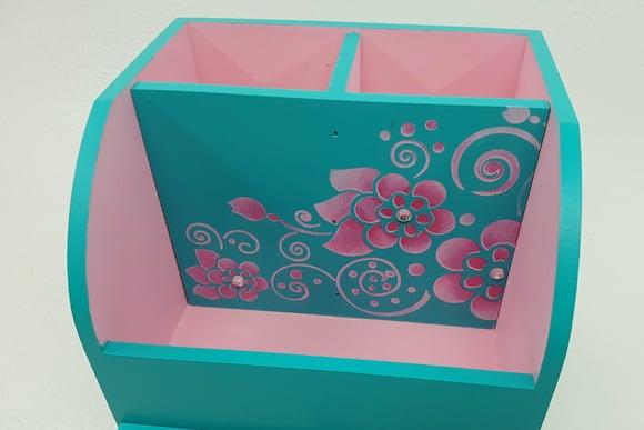 Porta Canetas azul tiffany e rosa
