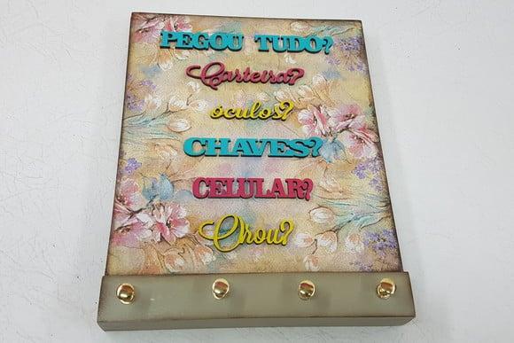 PORTA CHAVES PEGOU TUDO?