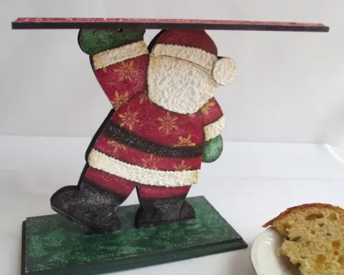 Porta Panetone em mdf Papai Noel em Pé