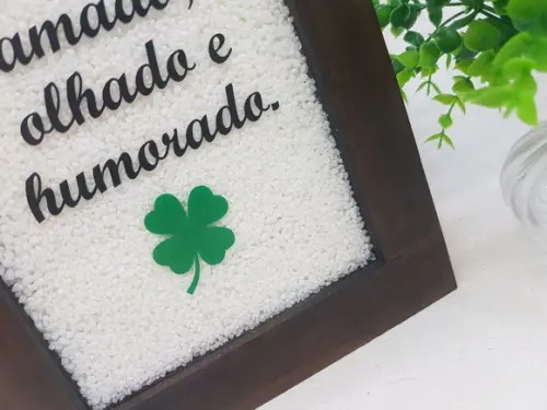 Quadro Decorativo de Proteção: Sal Grosso e Arte Rústica