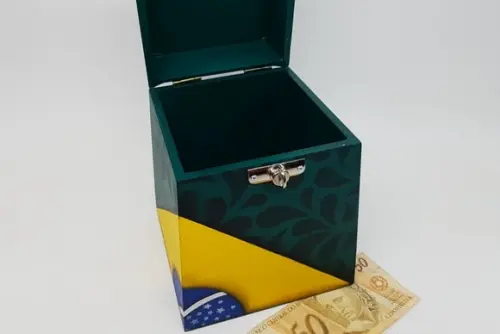 CAIXA COFRE BRASIL