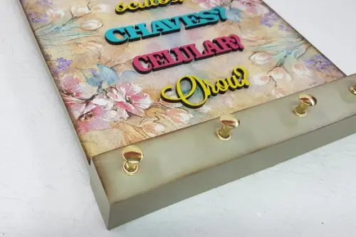 PORTA CHAVES PEGOU TUDO?