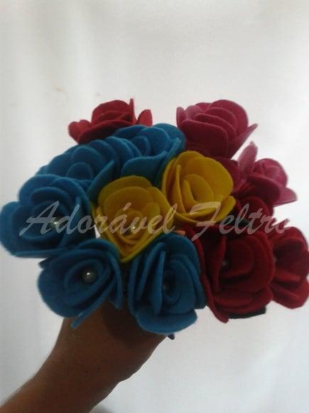 3 Canetas Decoradas com Rosa em Feltro
