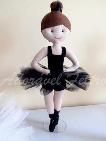 Bailarina em Feltro (37 cm)
