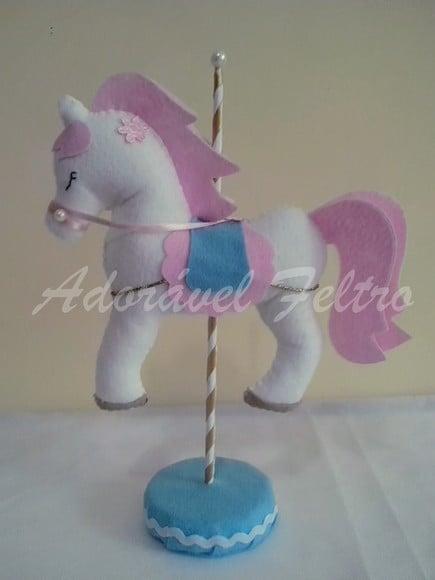 Cavalo Carrossel 20x28