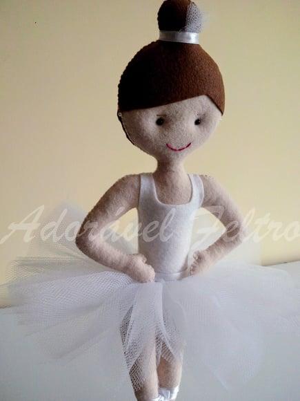 Cisne Branco Boneca Bailarina em Feltro (37cm)