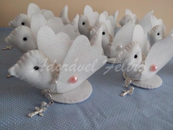 Kit 3 Pombinhos com Mini Terço - Centro de Mesa