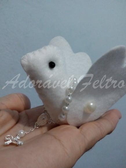 Kit 3 Pombinhos em Feltro-centro de Mesa com Mini Terço