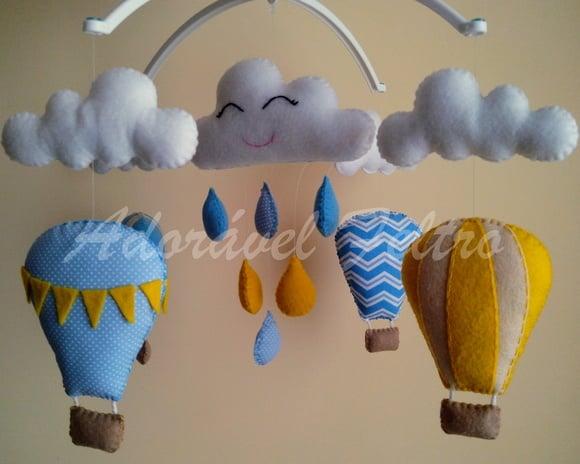 Móbile Musical Balões e Nuvens+Suporte Cauã