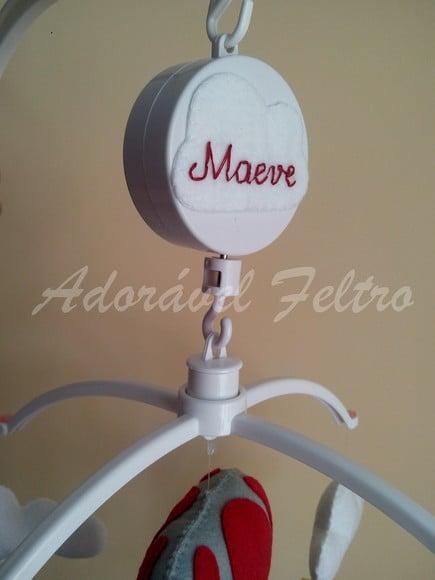 Móbile Musical Balões, Nuvens e Menina