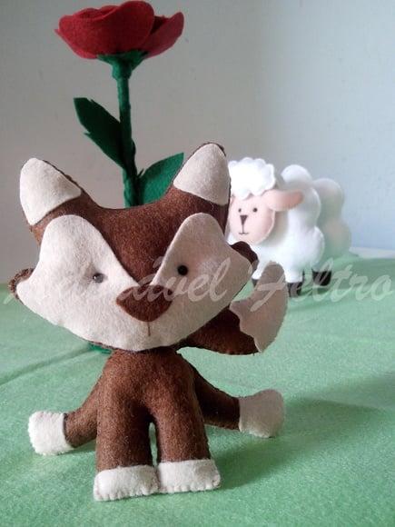 Raposa em feltro - 12cm