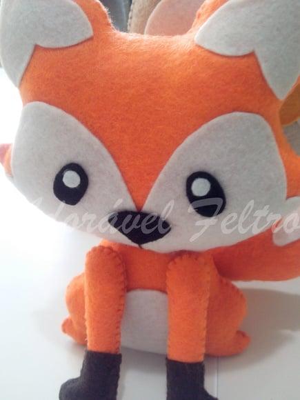 Raposa em Feltro - 23cm