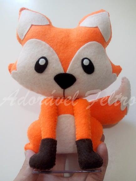 Raposa em Feltro - 23cm