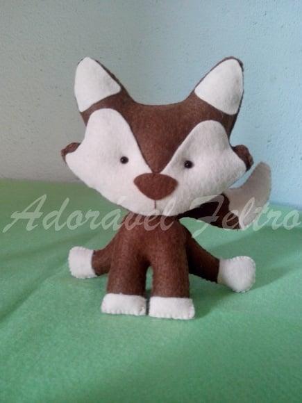 Raposa em feltro - 16cm