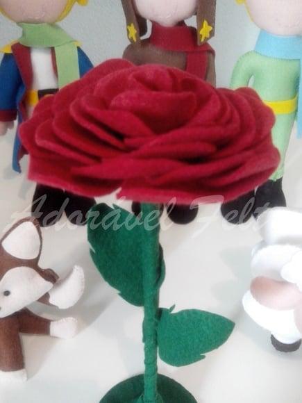 Rosa em Feltro (pequeno Príncipe)