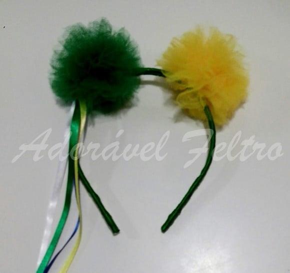 Kit 3 Tiaras Pom Pons e fitas Cores do Brasil