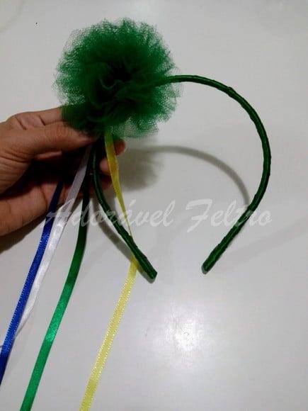 Kit 3 Tiaras Pom Pom e fitas Cores do Brasil