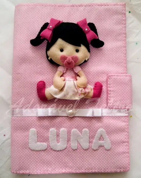 Capa Carteira de Vacinas Bonequinha