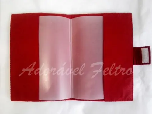 Capa Carteira de Vacinas Bonequinha Rihanna