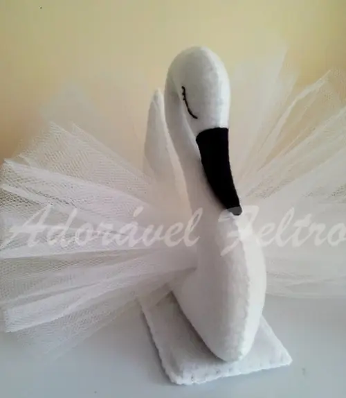 Cisne Branco em feltro