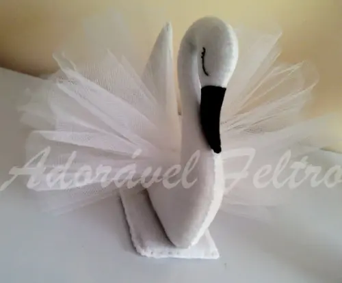 Cisne Branco em feltro
