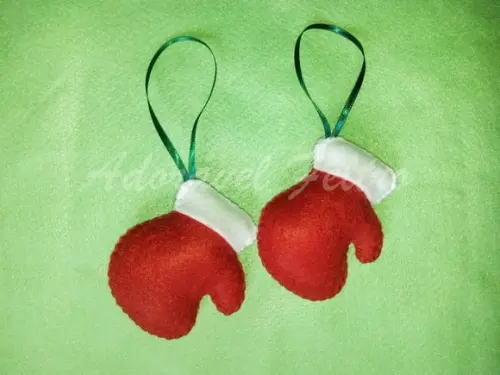Enfeite Luva do Papai Noel