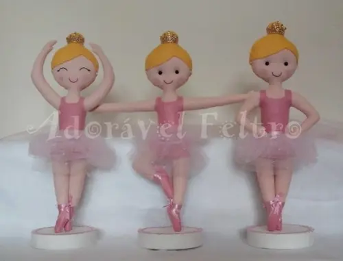 Linda Boneca Bailarina em Feltro 35cm