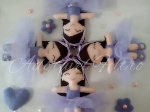Linda Boneca Bailarina em Feltro (30 cm)