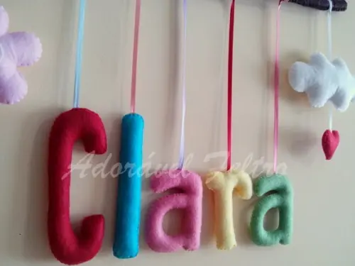 Móbile Letras no Galho