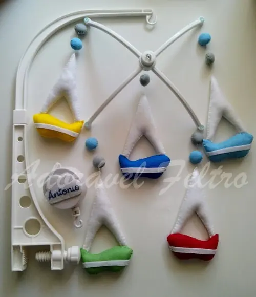 Móbile Musical Barquinhos + Suporte