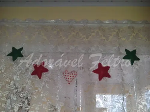 Varal de Estrelas (10cm)- 1,5m