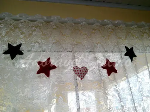 Varal de Estrelas (10cm)- 1,5m