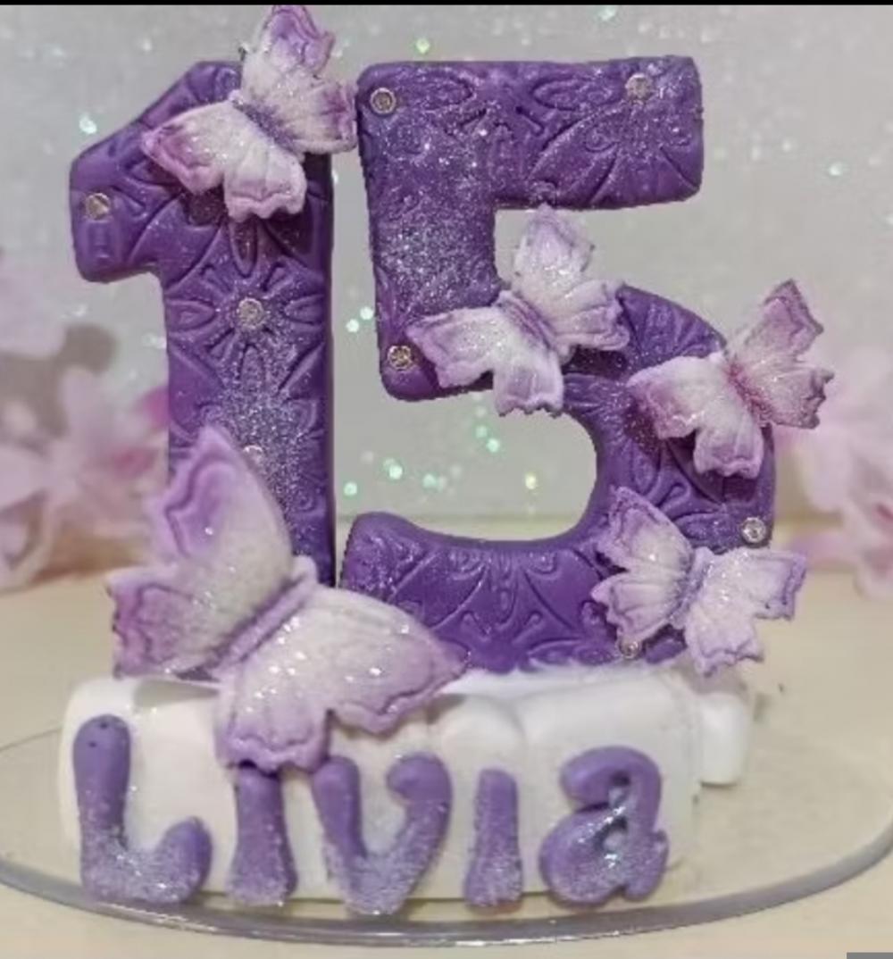 Vela topo de bolo  15 anos personalizada borboletas