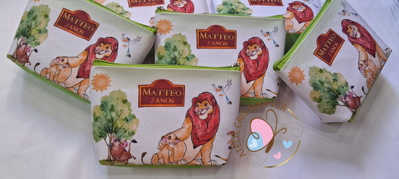 Necessaire Personalizada Rei Leão Aquarela