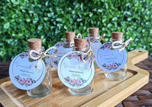 30 Garrafinhas de Vidro 20 ml - Lembrancinha para Casamento