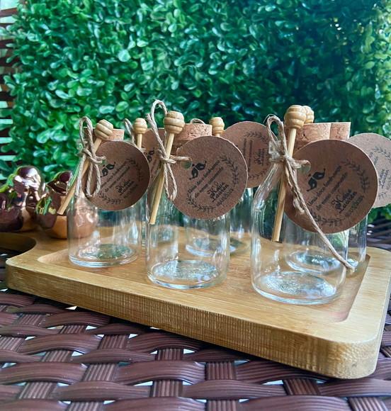 30 Garrafinhas de Vidro 60 ml com Tag Rústica- Lembrancinha