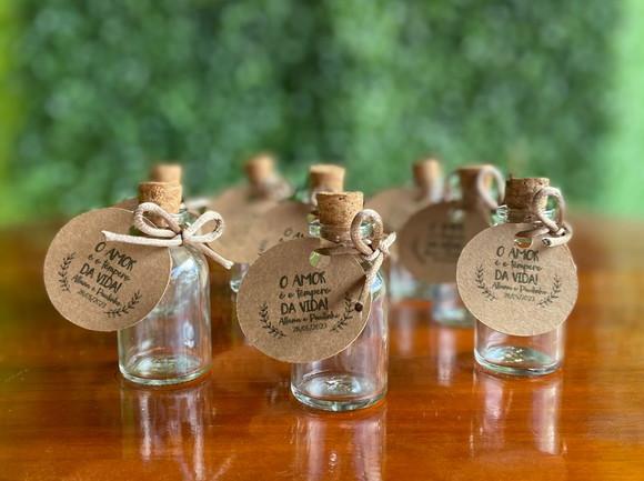 50 Garrafinhas de Vidro 20 ml - Tempero do Amor