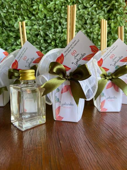 Aromatizador de Ambiente em Vidro com Embalagem de Tecido
