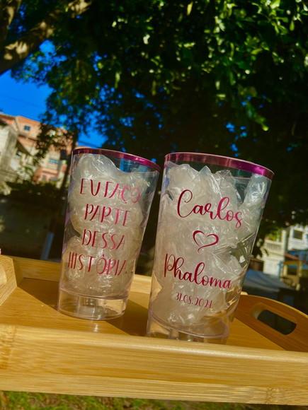 Copos com Led 500 ml com Borda Metalizada Rosa