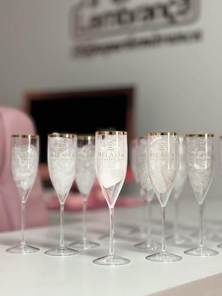 Taça Espumante com Borda Metalizada- Mimo para Clientes