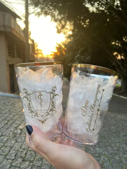 20 Copos Twister 500 ml com Borda Metalizada