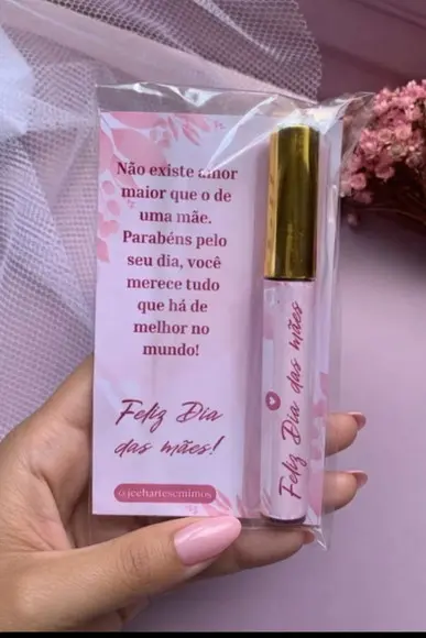 20 Gloss + Card Personalizado com Logo Dia Mimo das Mães